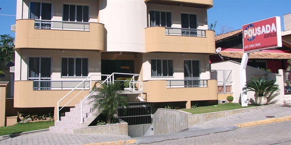 Inn Acapulco Bombinhas